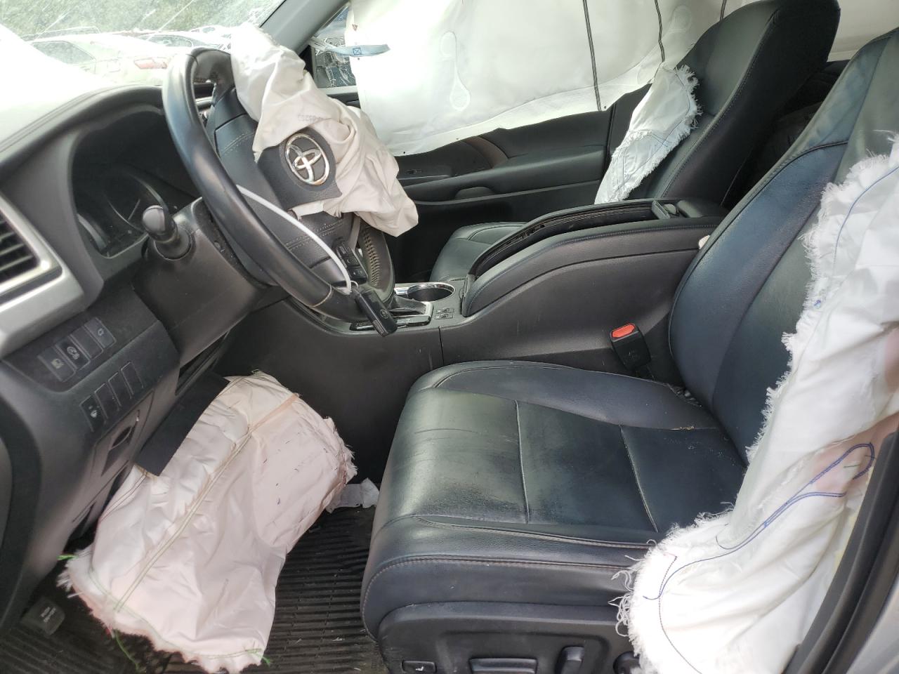 2019 Toyota Highlander Se VIN: 5TDJZRFH2KS579715 Lot: 68159204