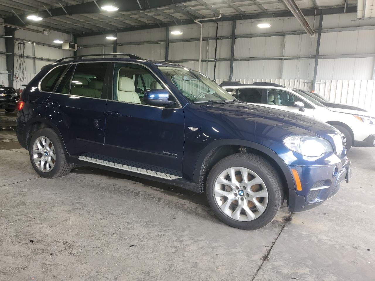 VIN 5UXZV4C51D0B08559 2013 BMW X5 no.4