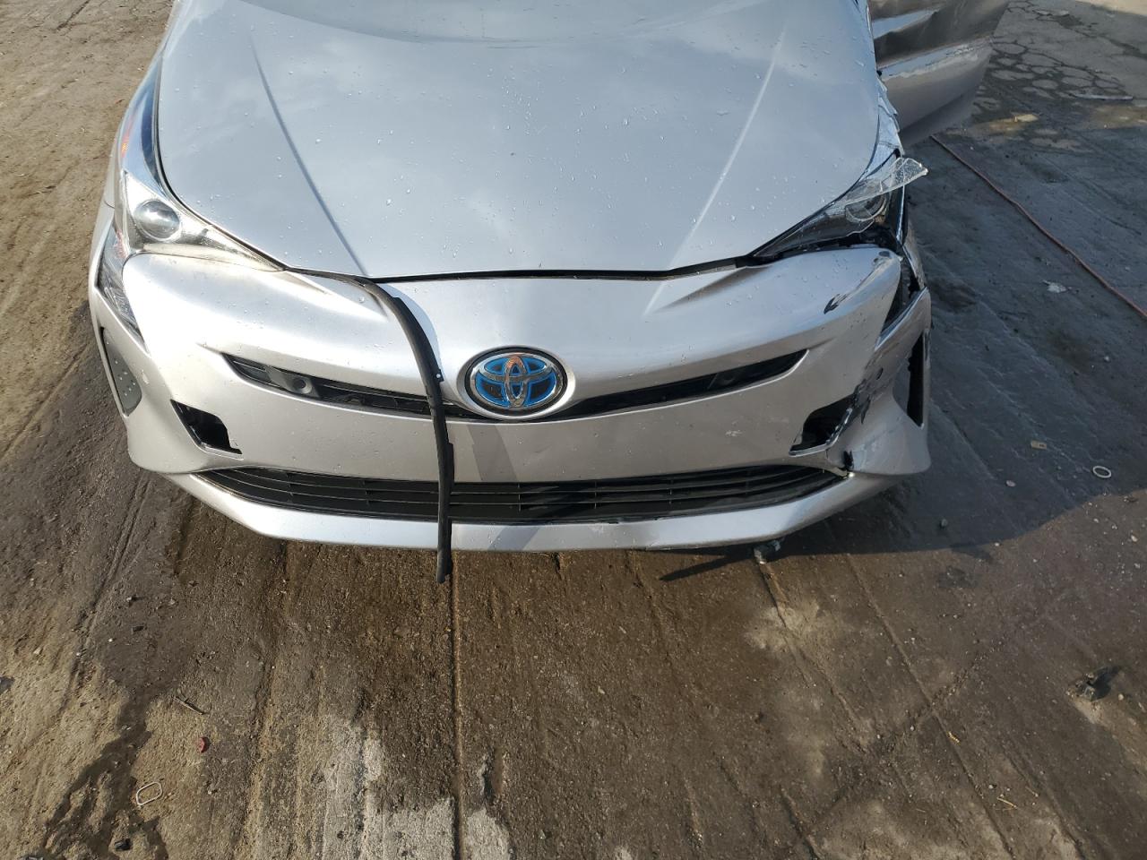 JTDKARFU2H3538732 2017 Toyota Prius JTDKARFU2H3538732 2017 Toyota Prius