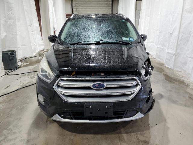  FORD ESCAPE 2017 Черный