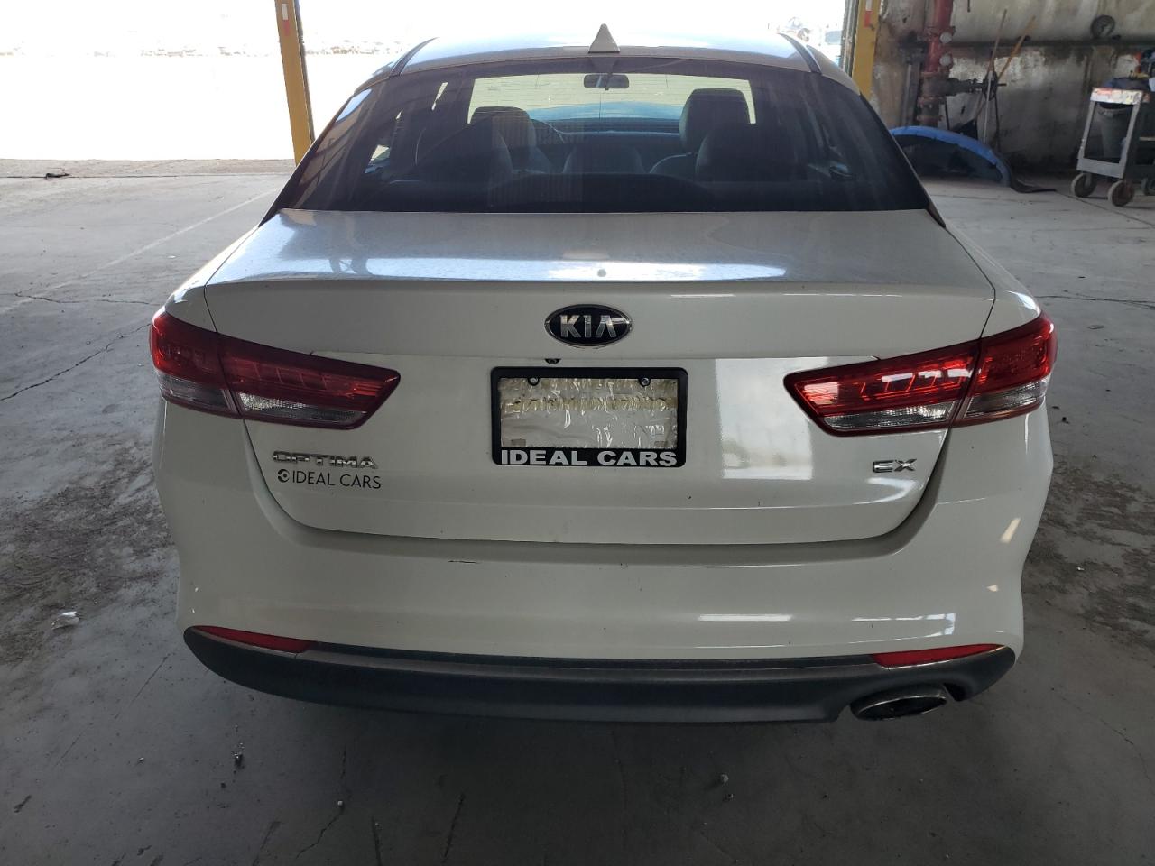 5XXGU4L36GG080719 2016 Kia Optima Ex