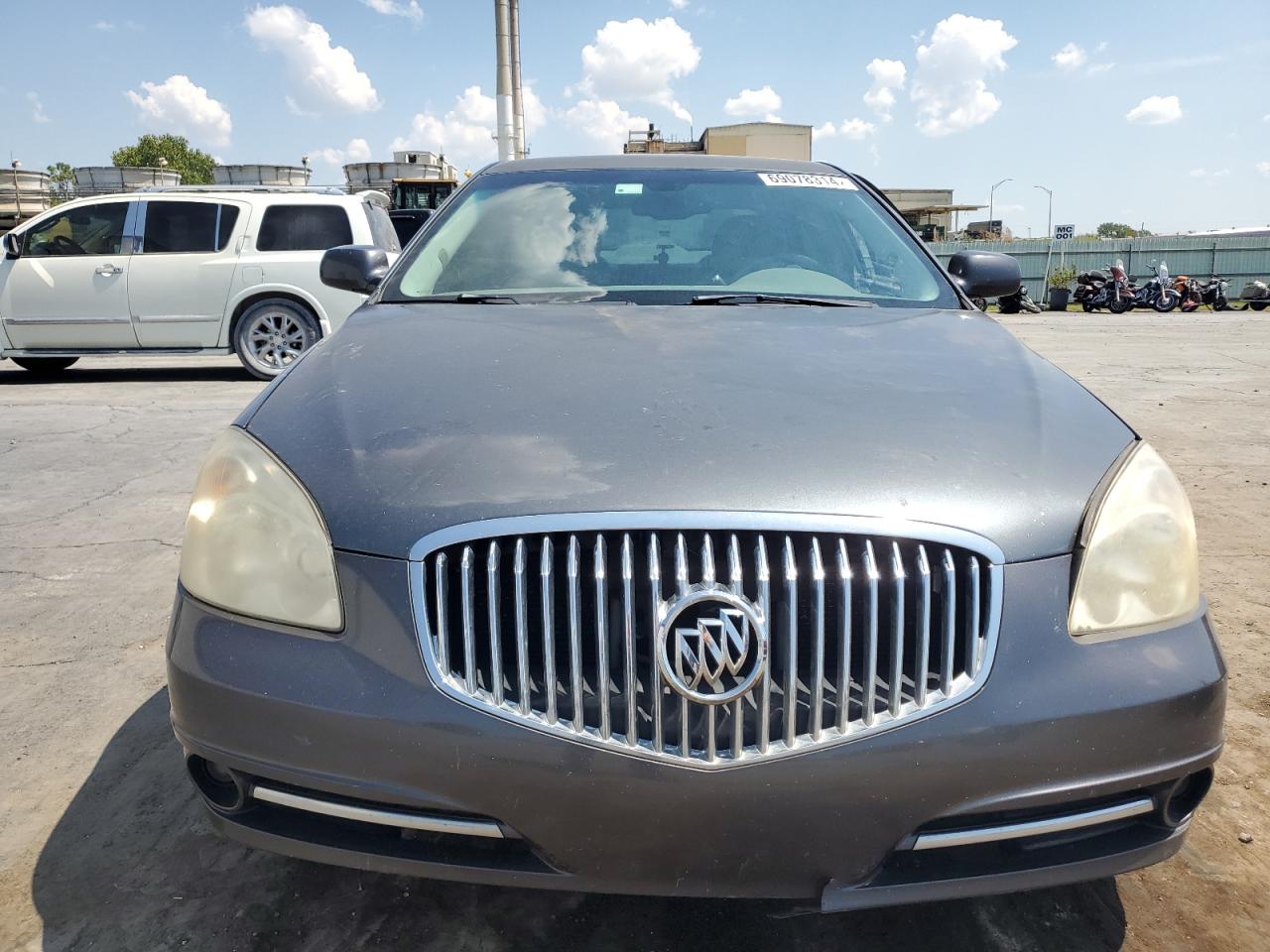 2011 Buick Lucerne - Image 5