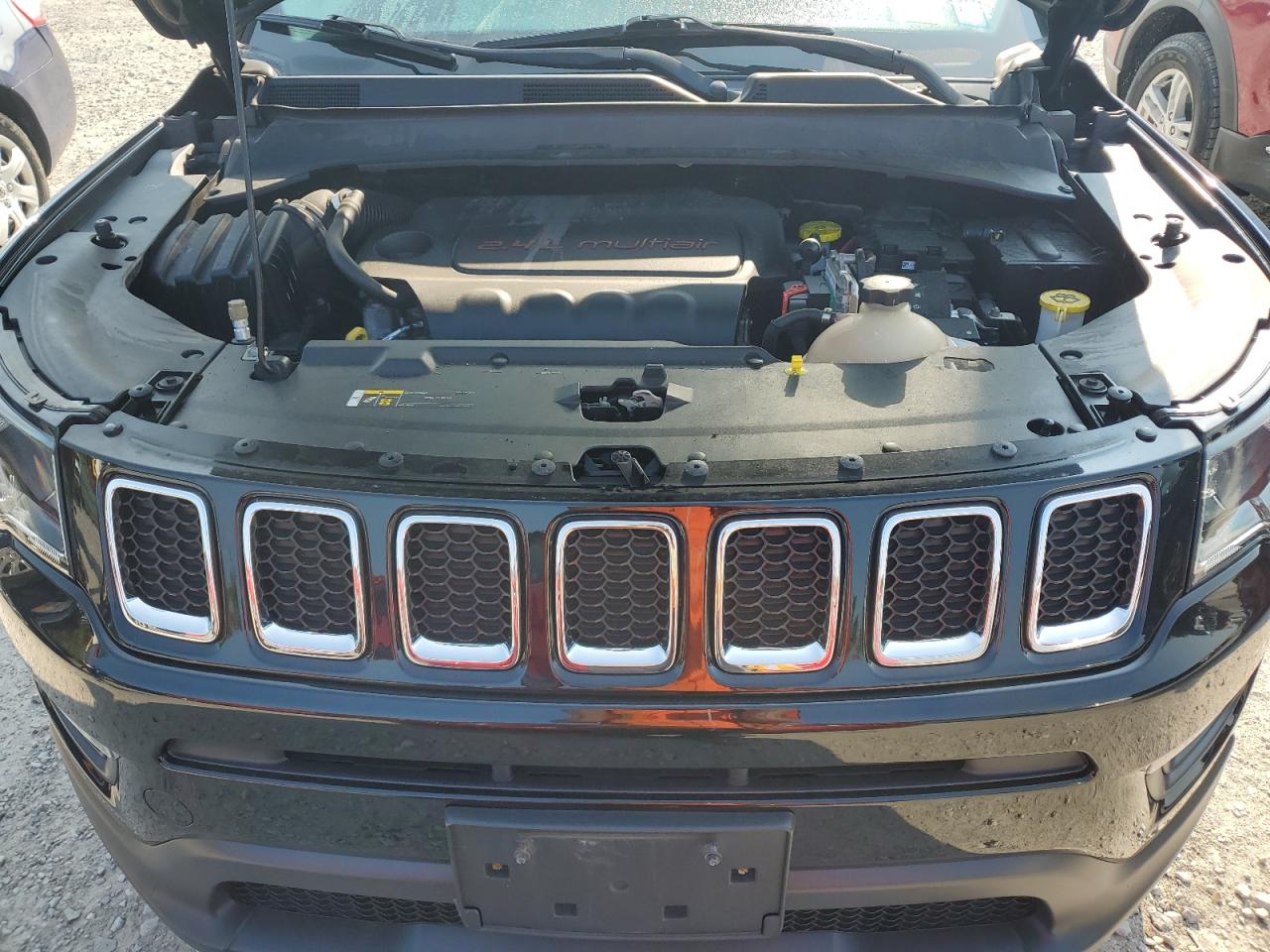 2018 Jeep Compass Latitude VIN: 3C4NJDBB6JT113741 Lot: 66722464