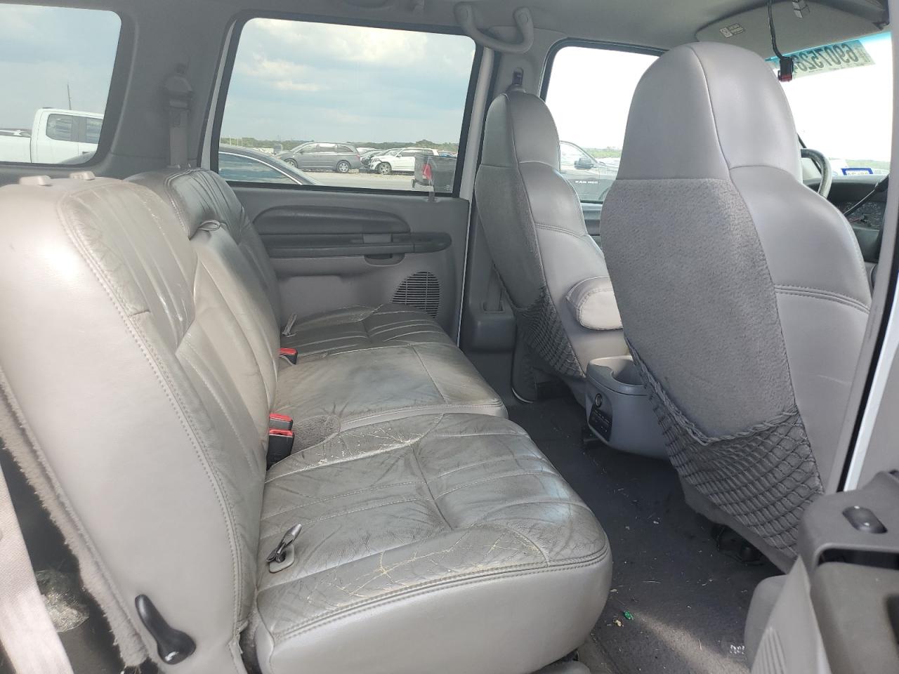 2000 Ford Excursion Xlt VIN: 1FMNU40S1YED45664 Lot: 69075284