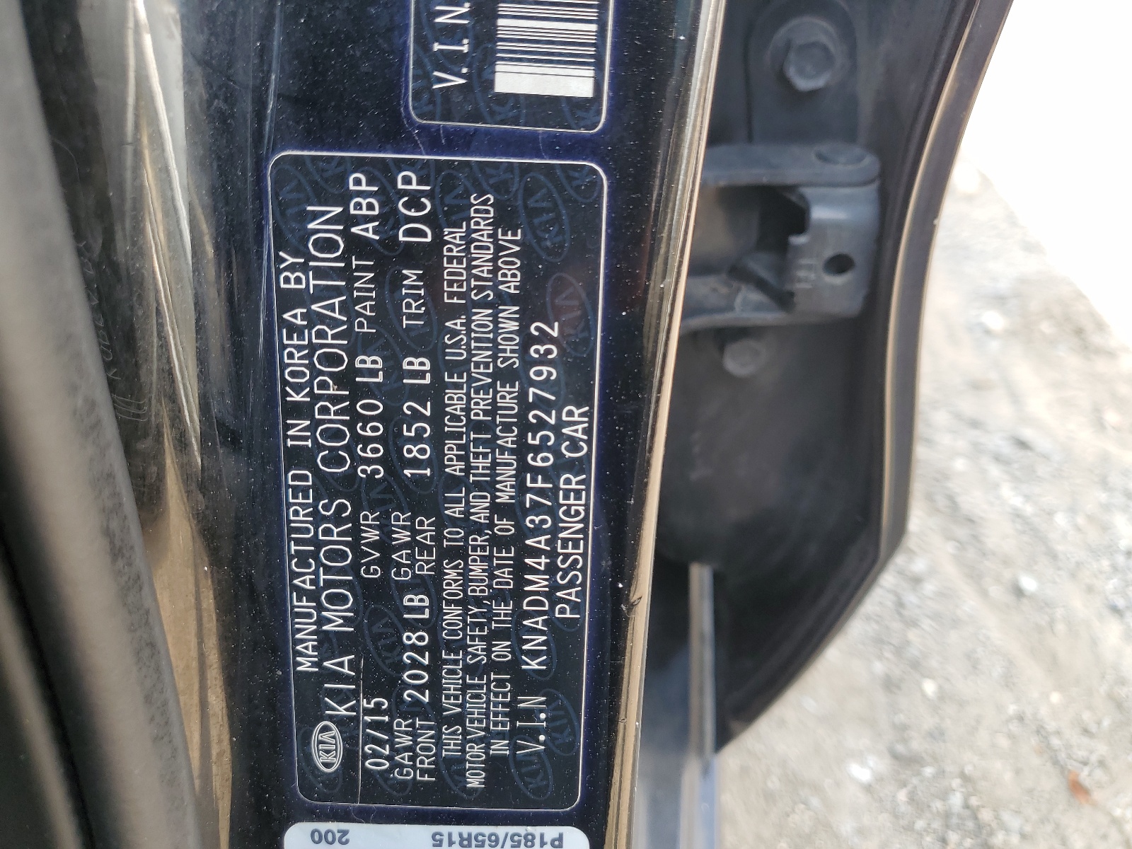 KNADM4A37F6527932 2015 Kia Rio Lx