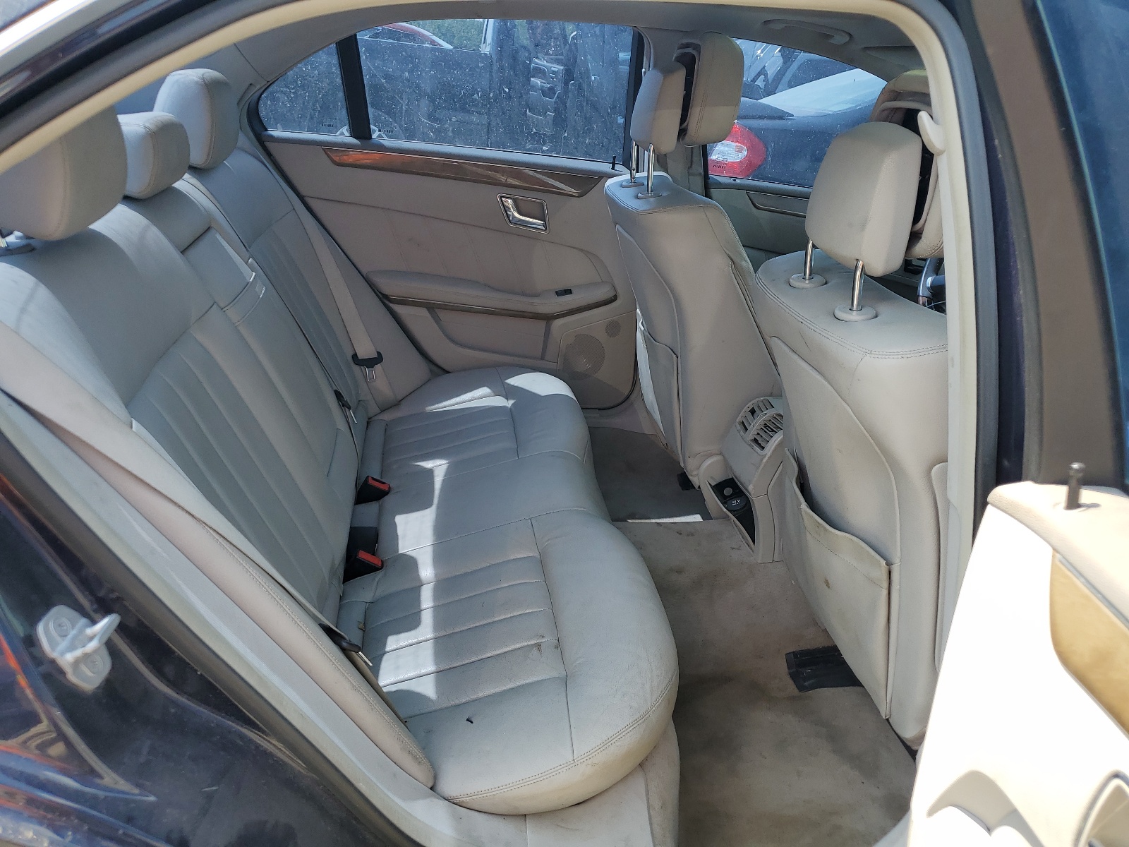 WDDHF8HB1BA323319 2011 Mercedes-Benz E 350 4Matic