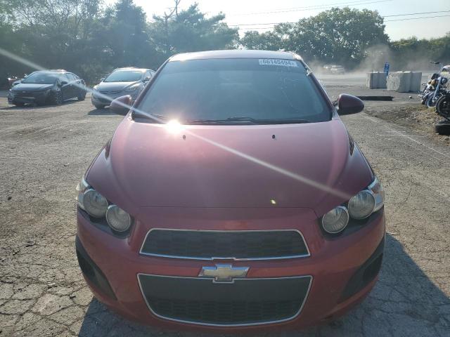 Седаны CHEVROLET SONIC 2016 Красный