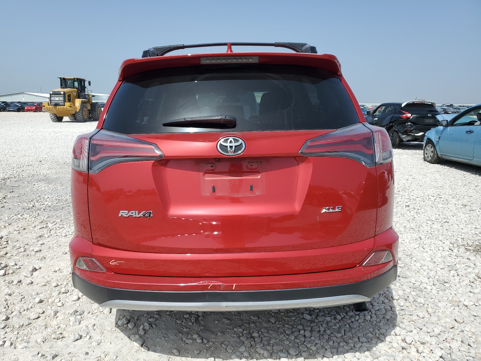 JTMWFREV7HJ121972 2017 Toyota Rav4 Xle