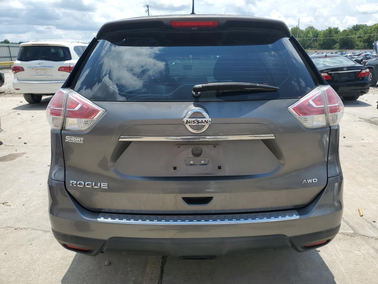 2015 Nissan Rogue S VIN: KNMAT2MVXFP504407 Lot: 64502654