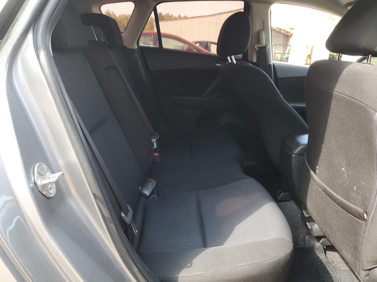 2010 Mazda 3 S VIN: JM1BL1H58A1285015 Lot: 68935734