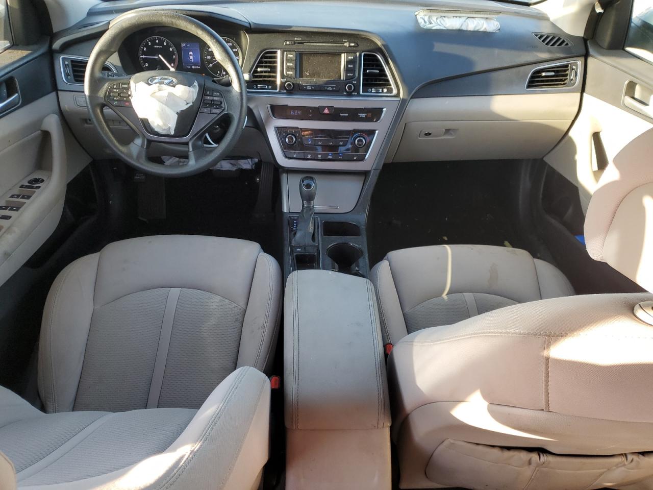 2015 Hyundai Sonata - Image 8