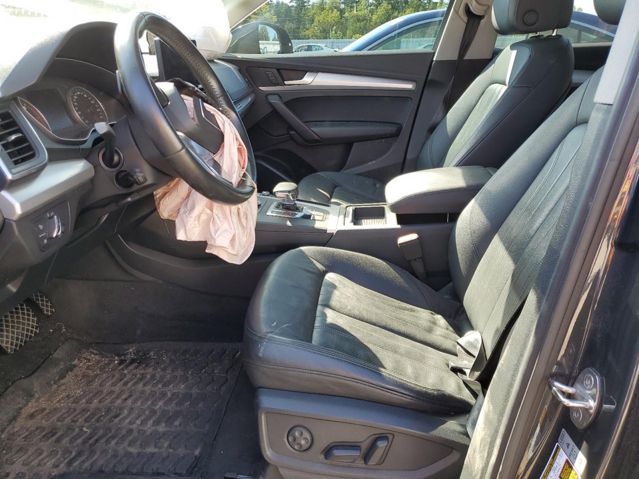 2018 Audi Q5 Premium VIN: WA1ANAFY3J2002477 Lot: 60904575