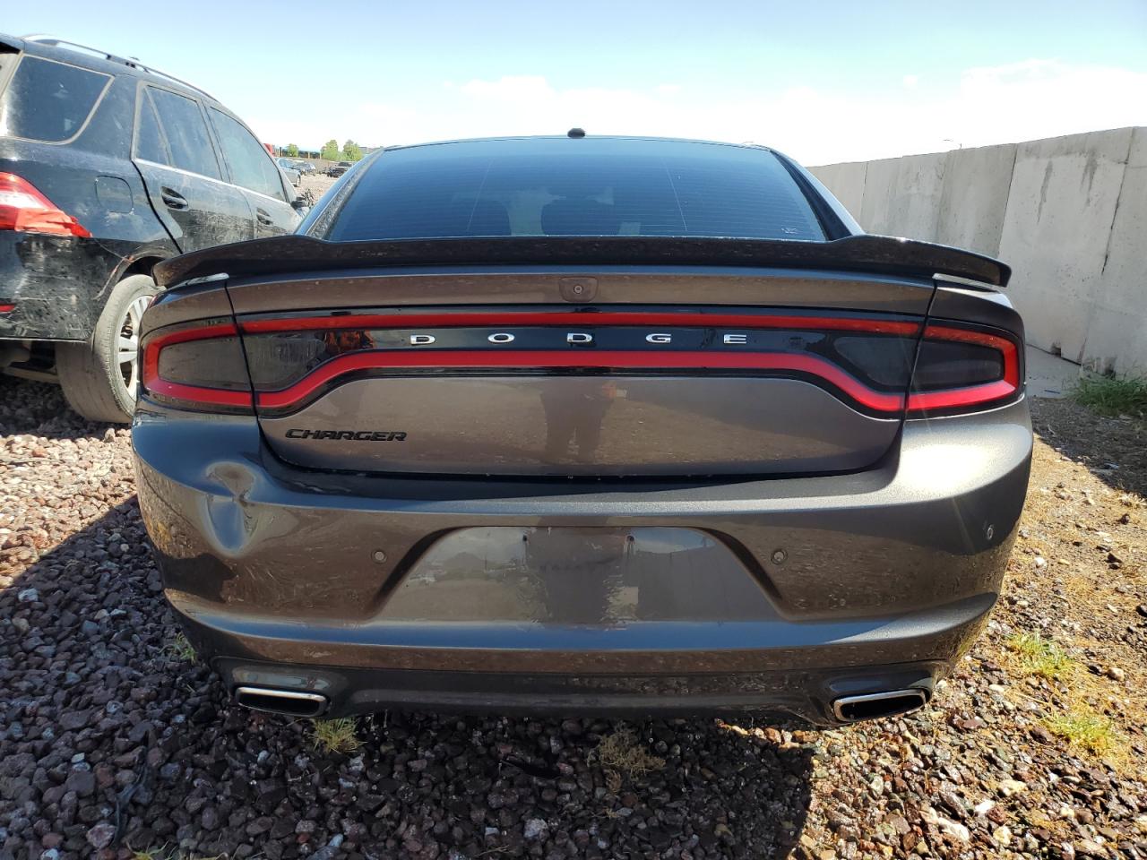 2C3CDXBGXJH134598 2018 Dodge Charger Sxt