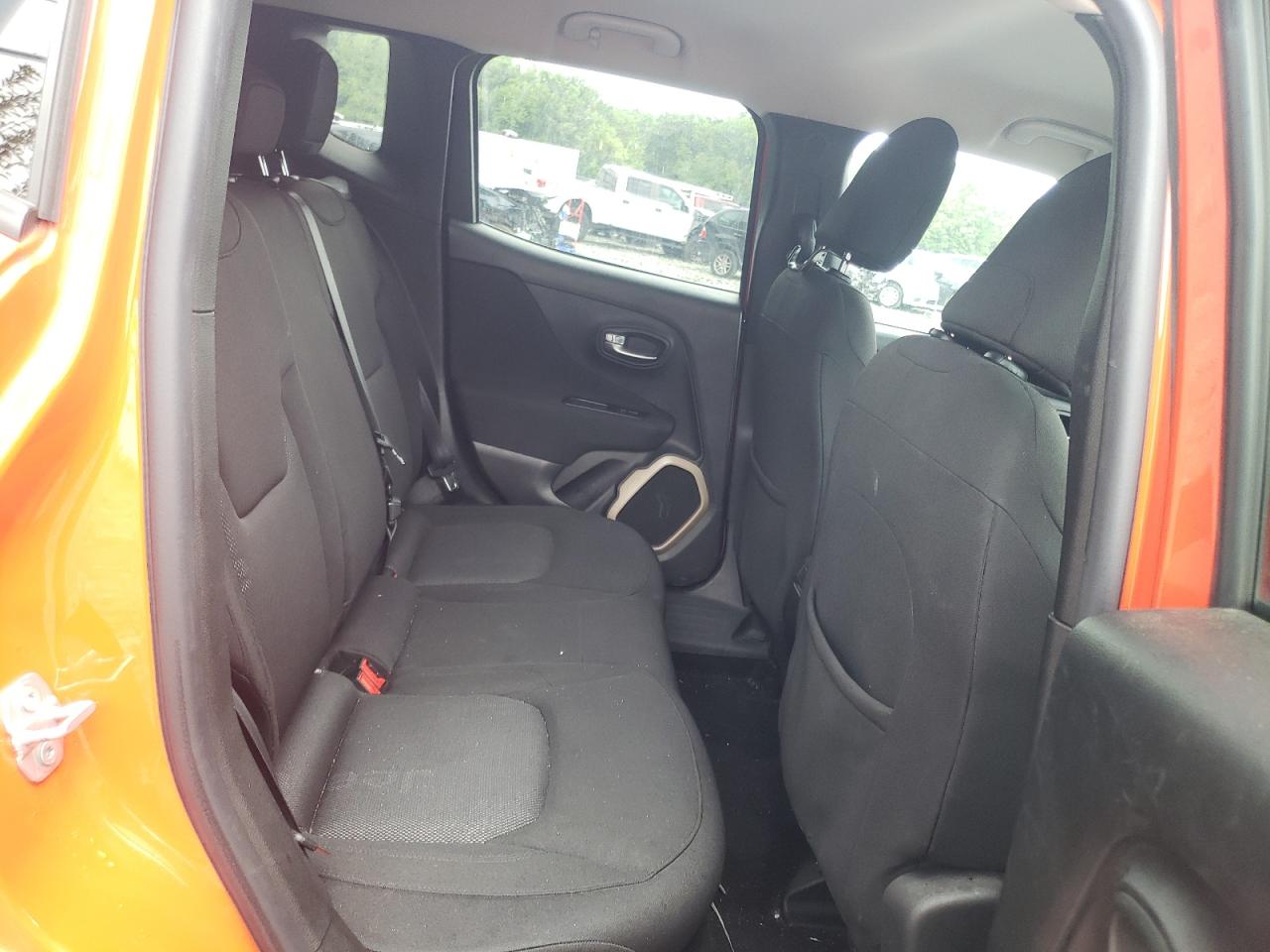 2015 Jeep Renegade Latitude VIN: ZACCJBBT3FPC03996 Lot: 66711054