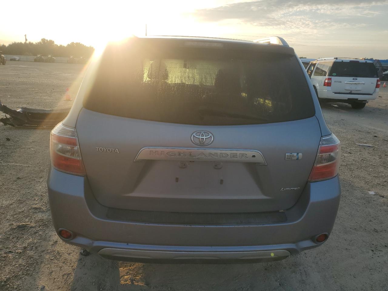 2008 Toyota Highlander Hybrid Limited VIN: JTEEW44A882011001 Lot: 67720074