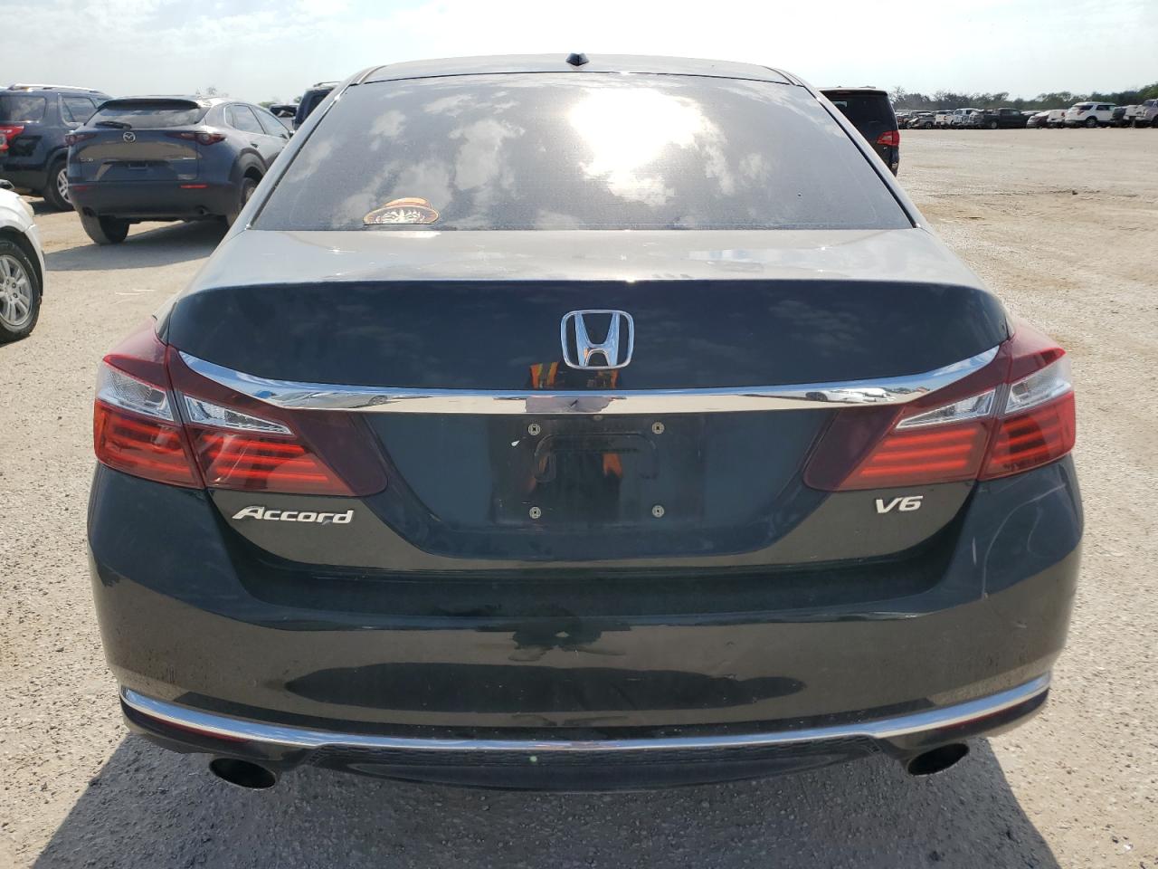 2016 Honda Accord - Image 6