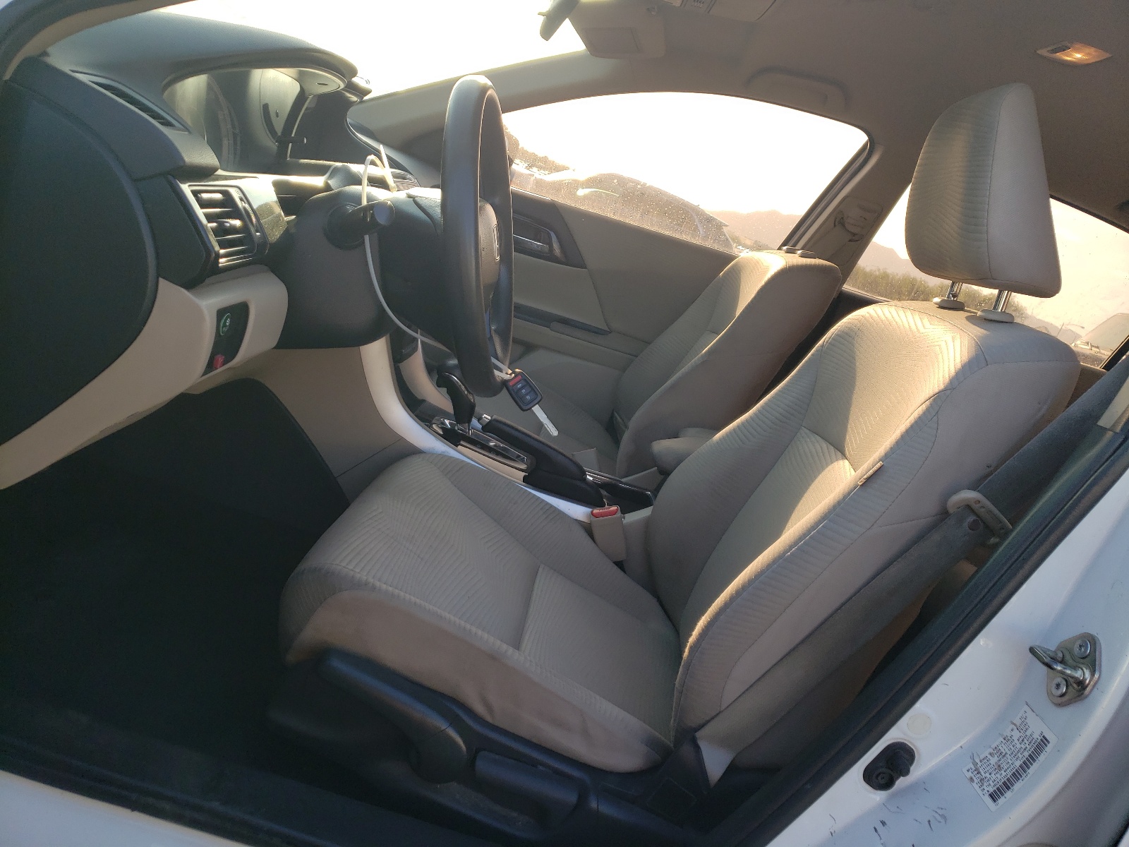 2016 Honda Accord Lx vin: 1HGCR2F3XGA138960