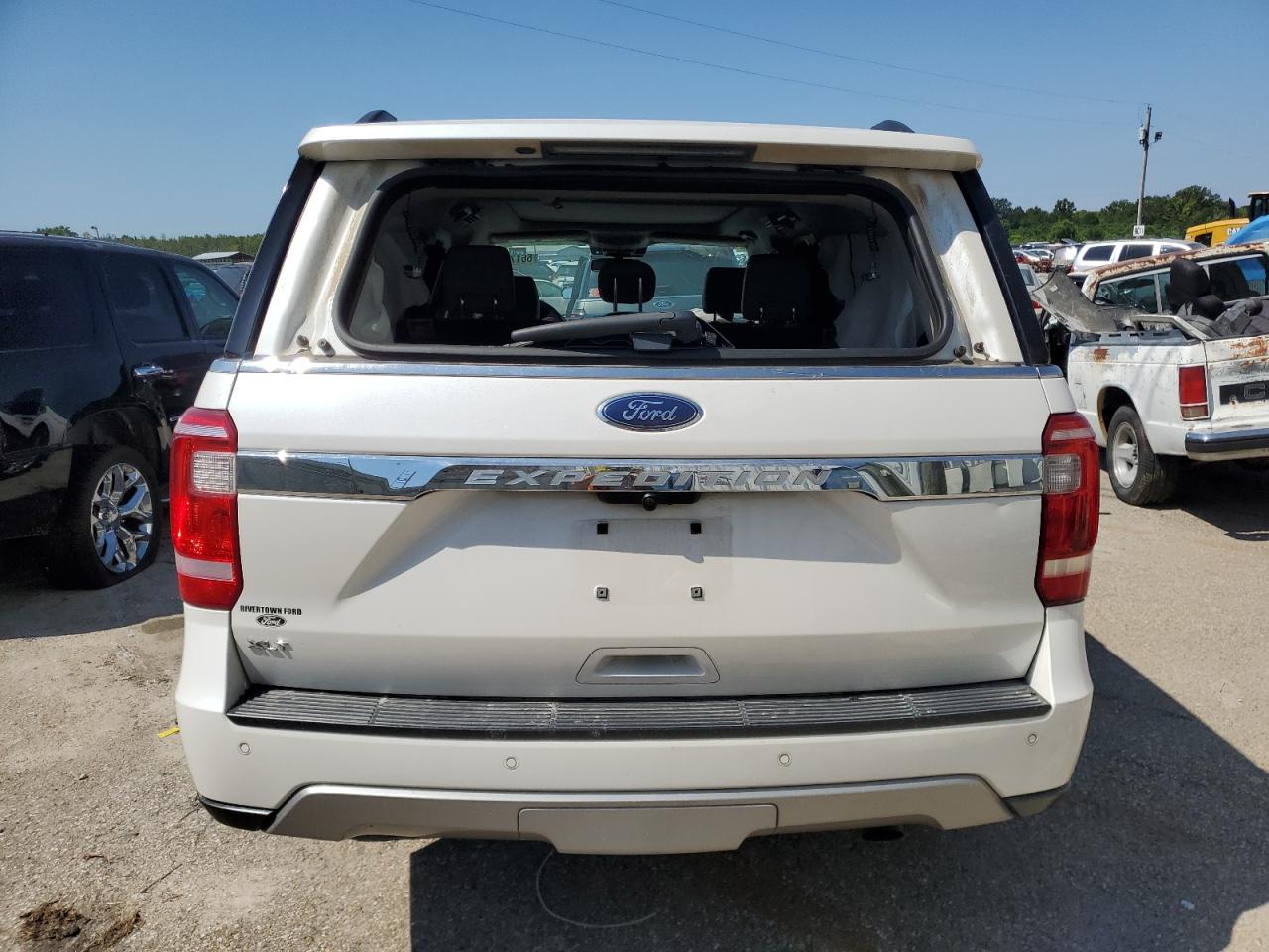 1FMJU1HT8KEA84471 2019 Ford Expedition Xlt