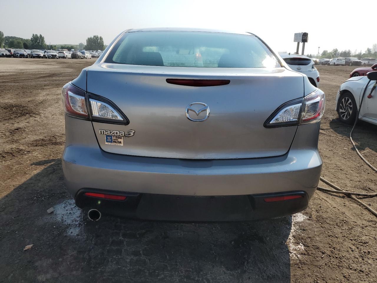 2011 Mazda 3 I VIN: JM1BL1VF9B1900380 Lot: 65439744