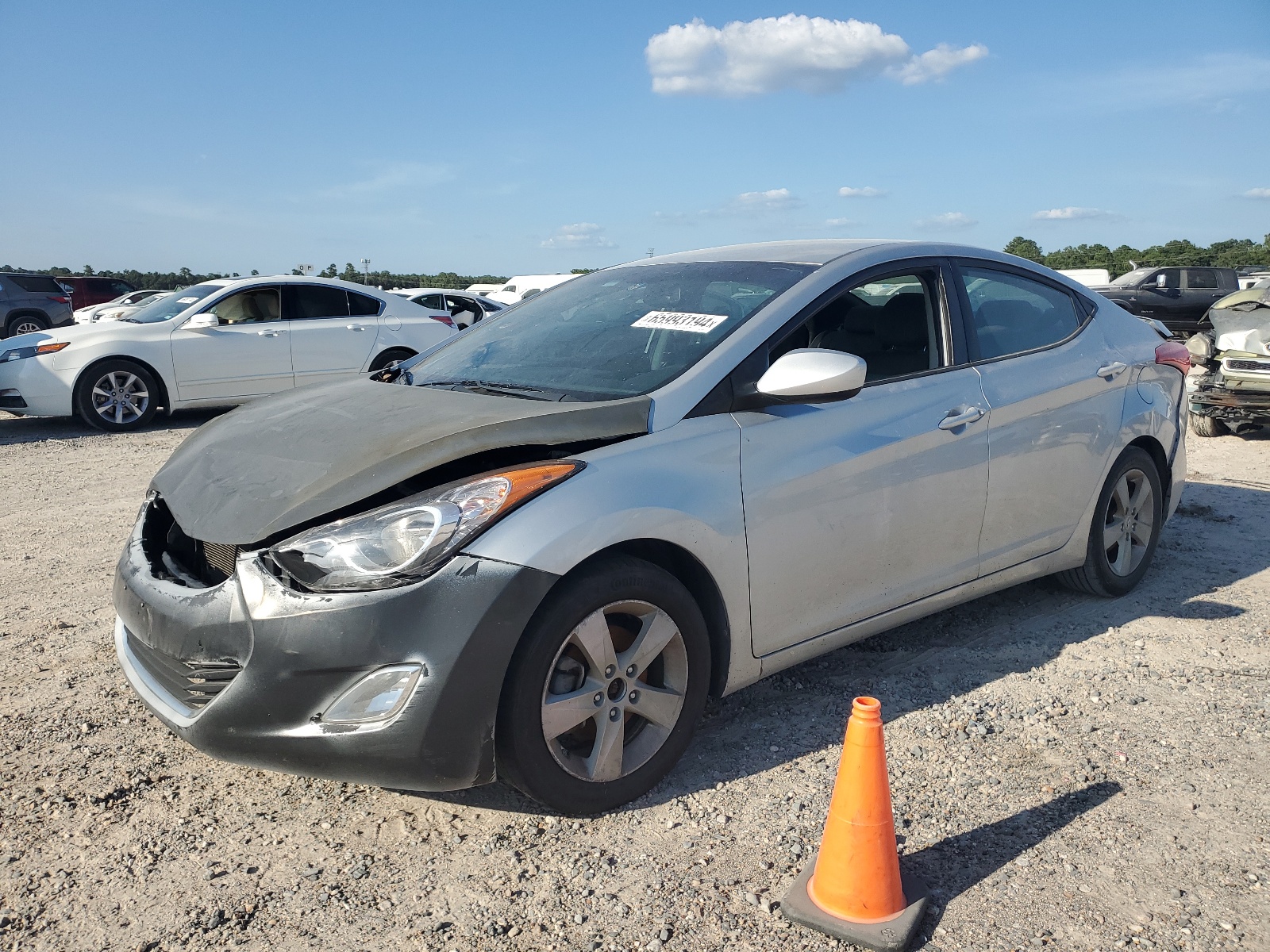 2013 Hyundai Elantra Gls vin: KMHDH4AEXDU589029