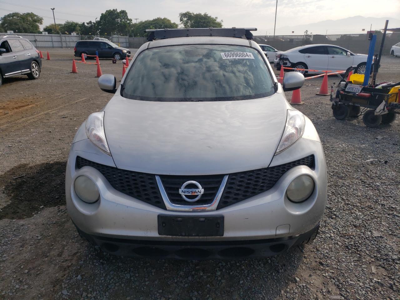 2011 Nissan Juke S VIN: JN8AF5MV5BT010972 Lot: 66996004