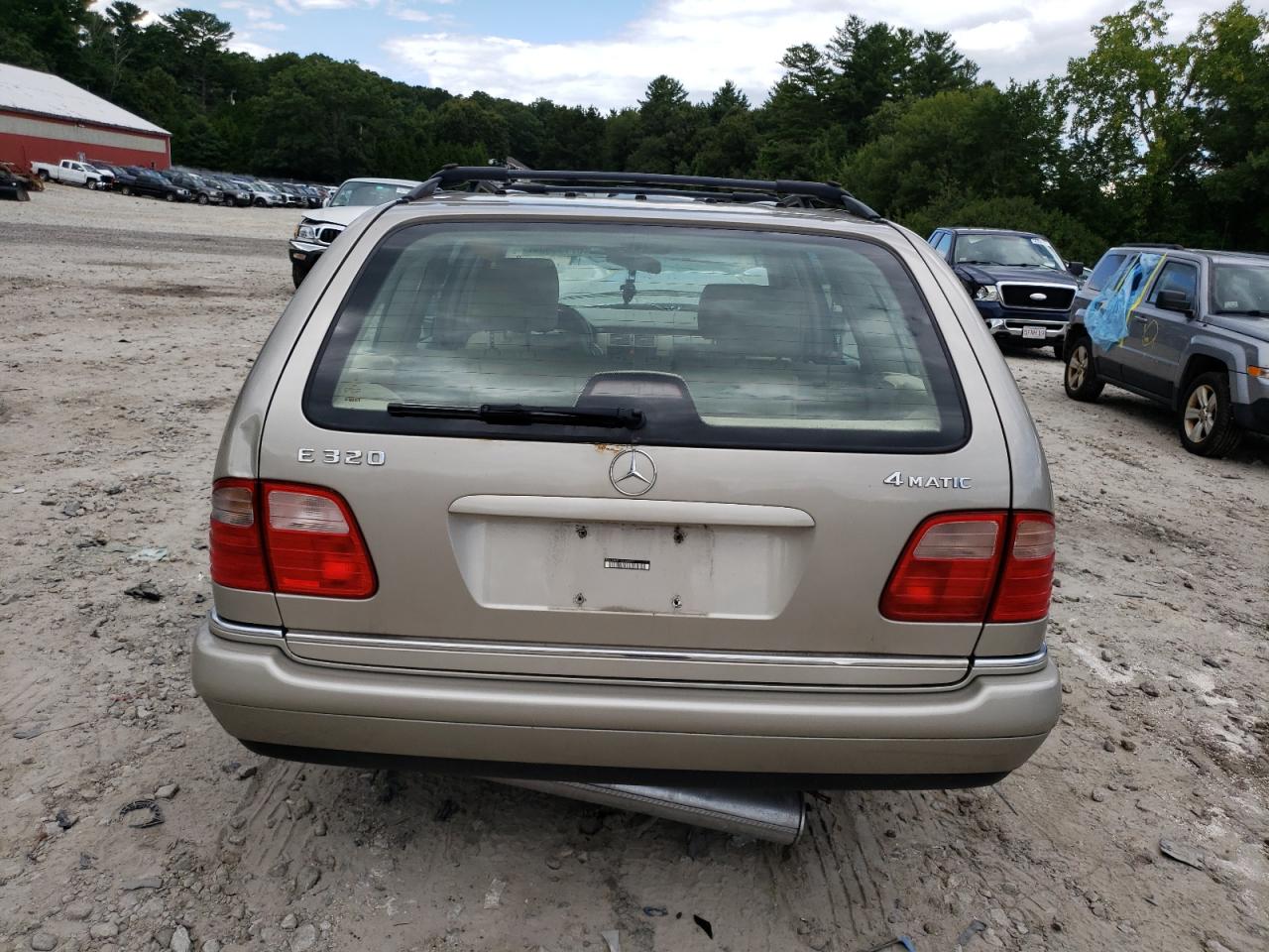 1999 Mercedes-Benz E 320 4Matic VIN: WDBJH82F1XX024871 Lot: 67133604