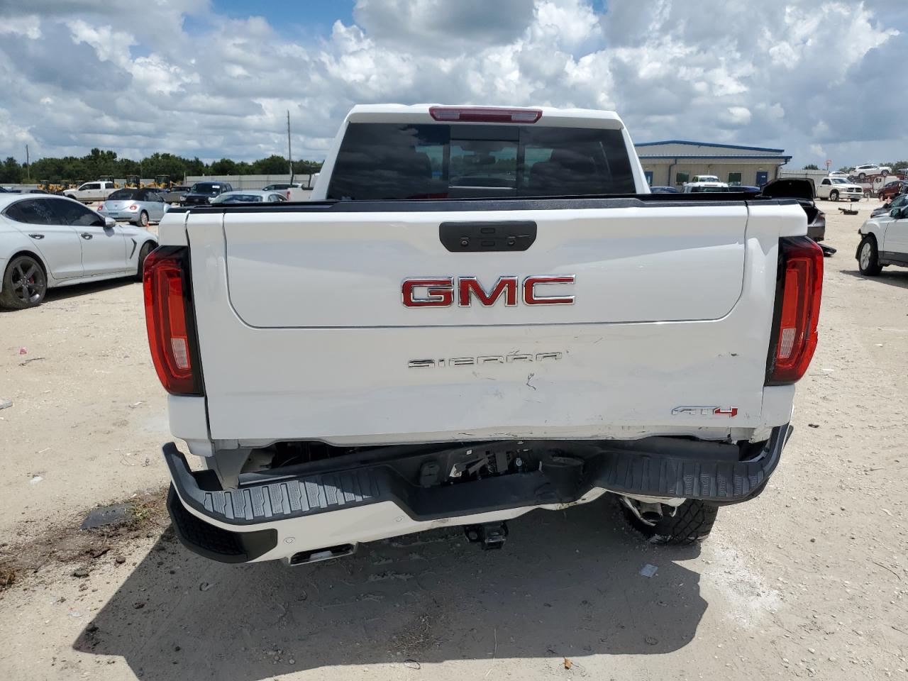 2022 GMC Sierra Limited K1500 At4 VIN: 3GTU9EET0NG176749 Lot: 69248204