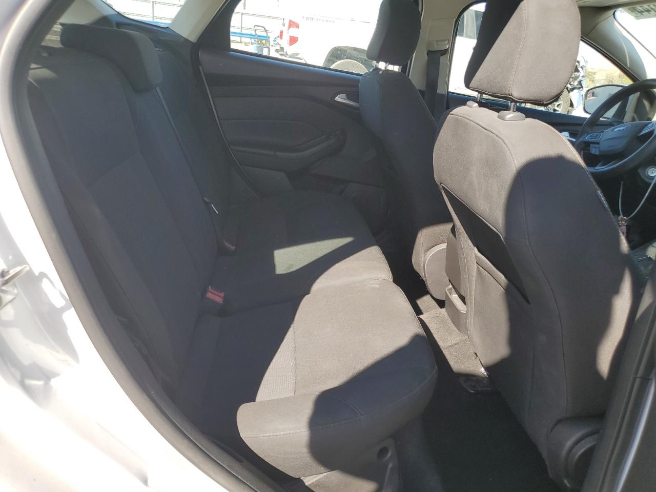 2017 Ford Focus - Image 10