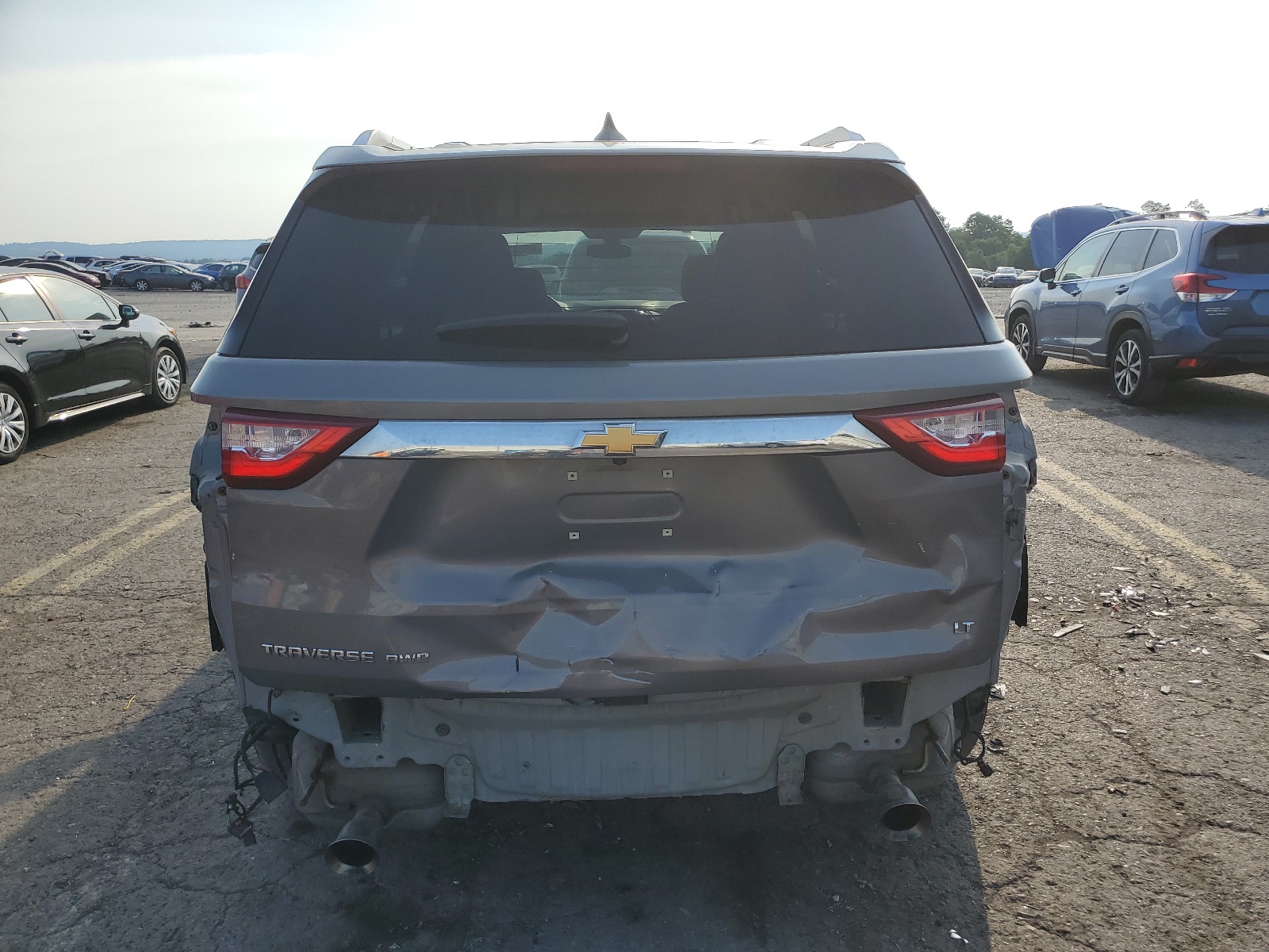 1GNEVGKW7JJ138185 2018 Chevrolet Traverse Lt