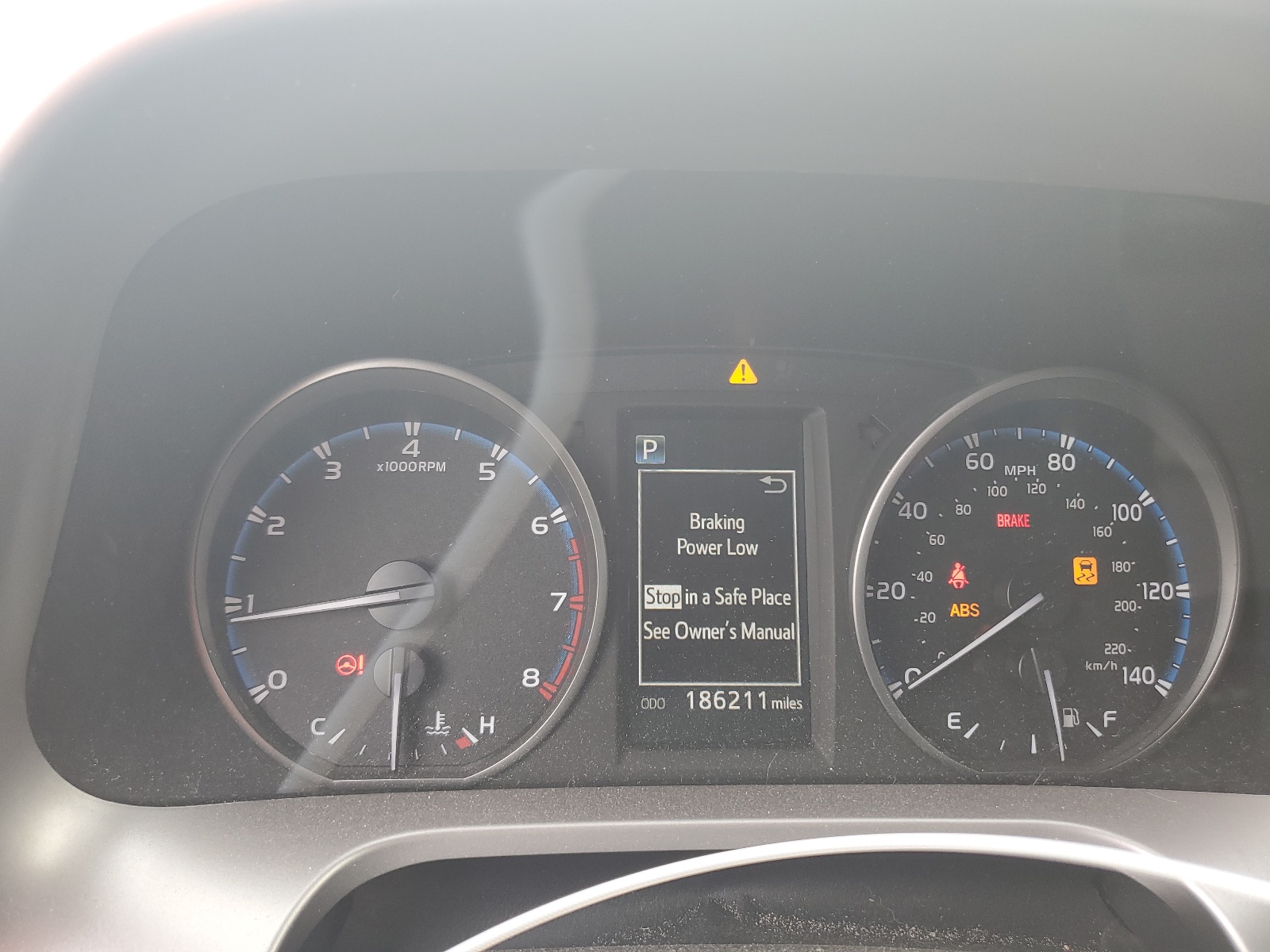 JTMWFREV6HJ708048 2017 Toyota Rav4 Xle