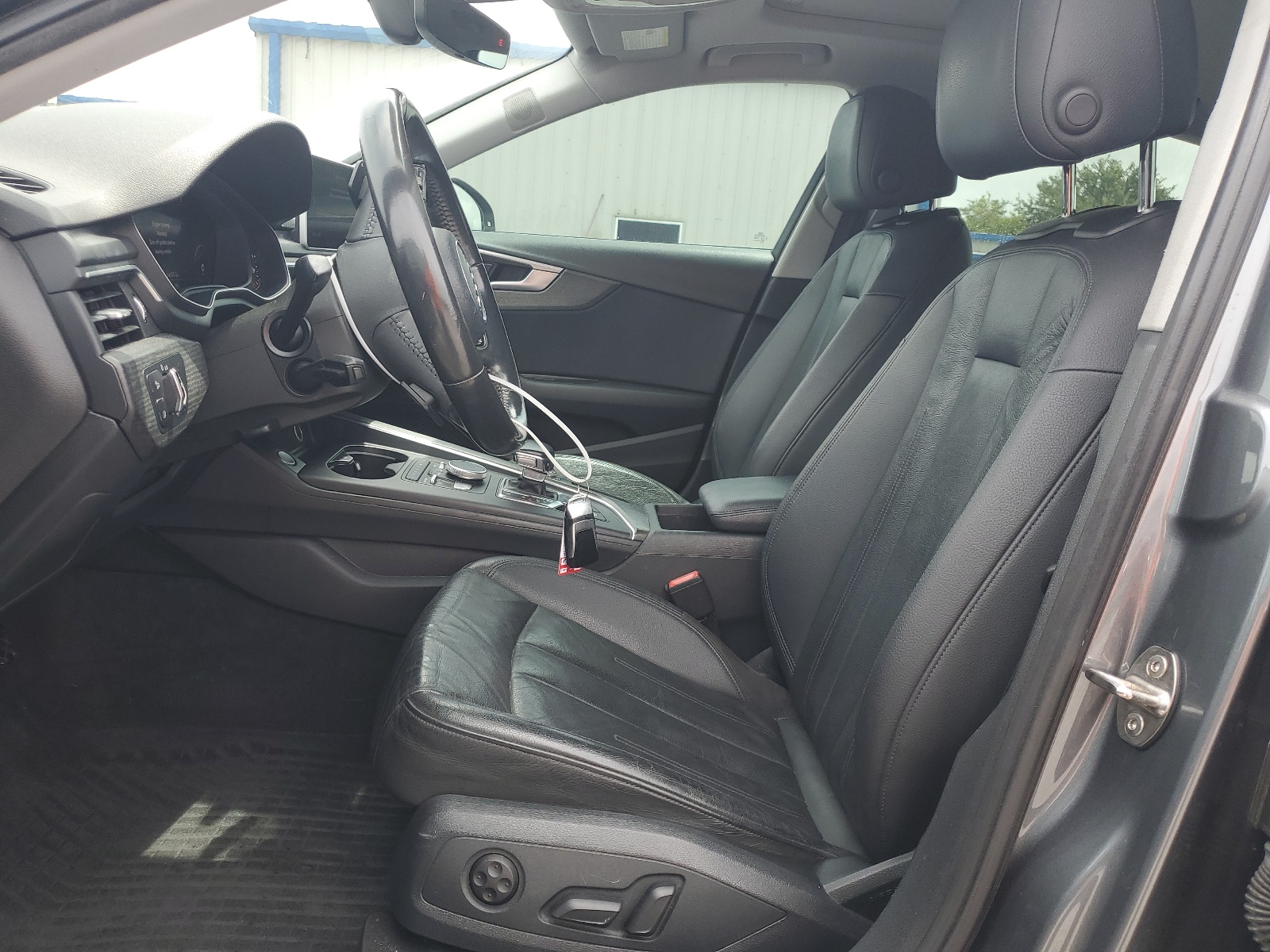 WAUENAF43HN031942 2017 Audi A4 Premium Plus