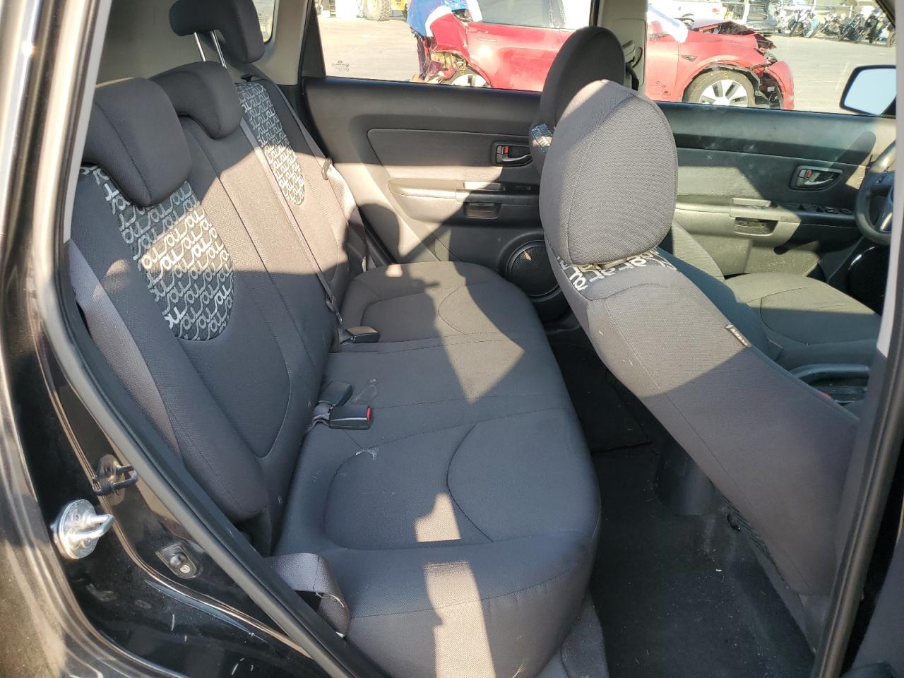 2010 Kia Soul + VIN: KNDJT2A25A7125169 Lot: 66443934