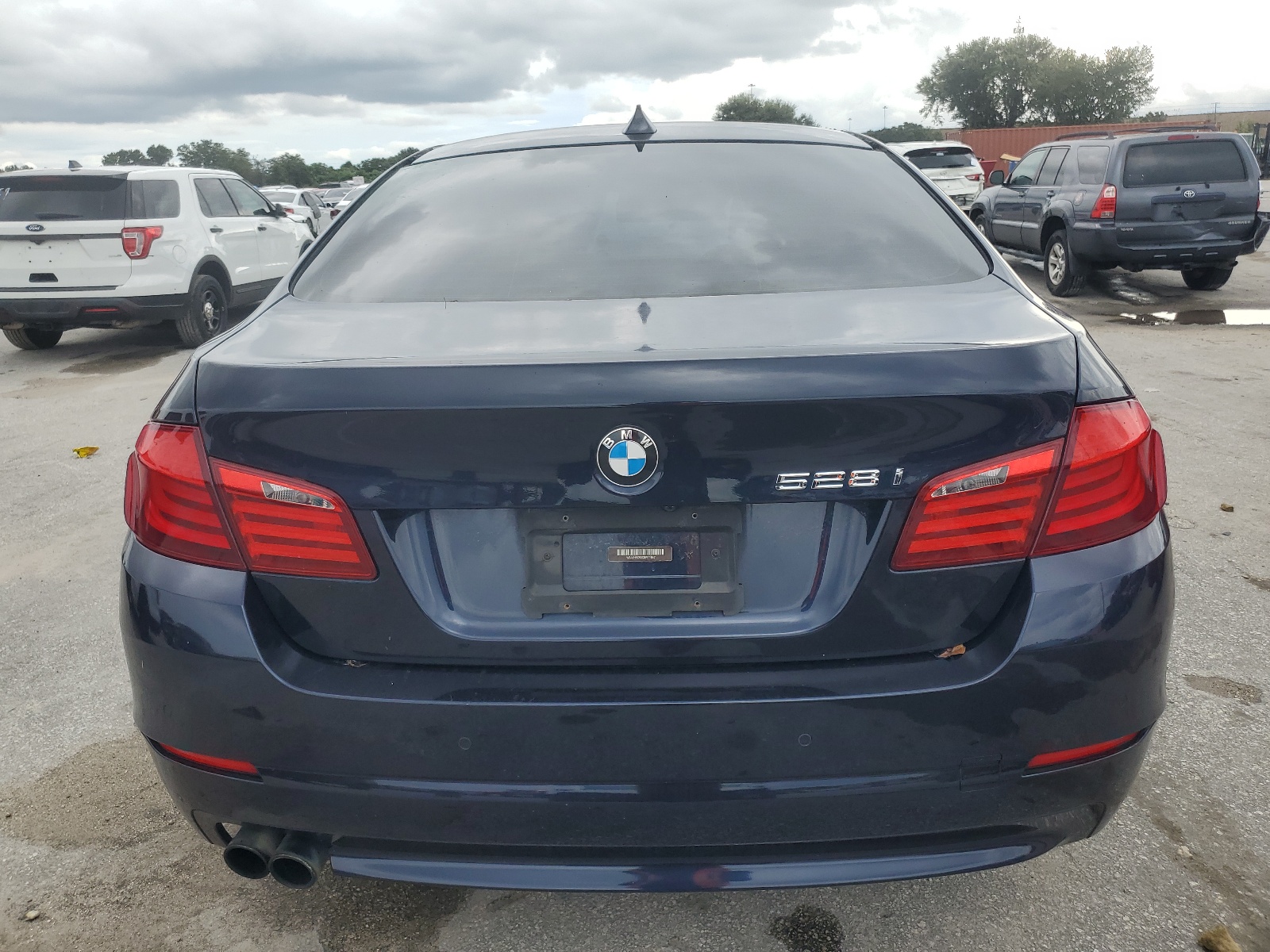 WBAXH5C53CDW11047 2012 BMW 528 Xi