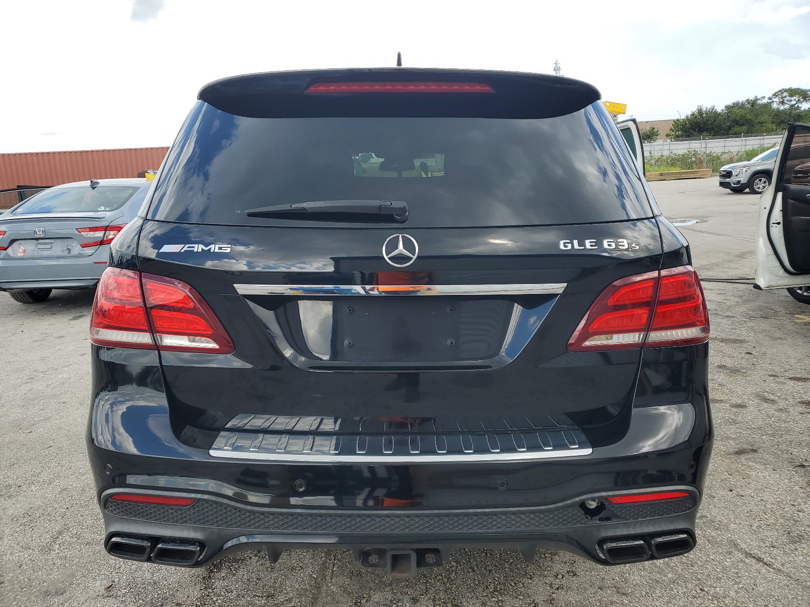 4JGDA7FB4GA758021 2016 Mercedes-Benz Gle 63 Amg-S 4Matic