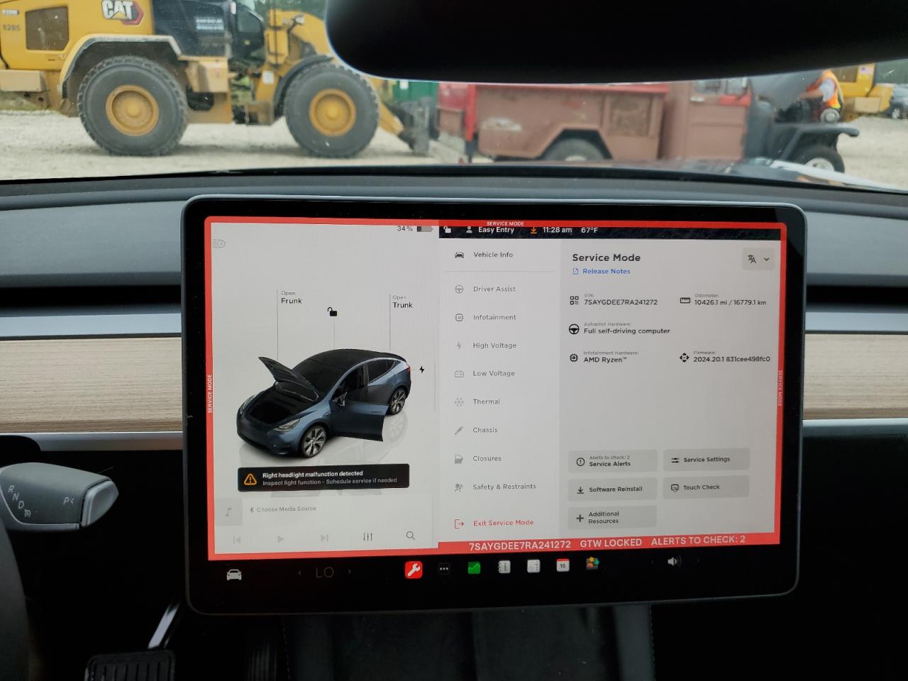 7SAYGDEE7RA241272 2024 Tesla Model Y