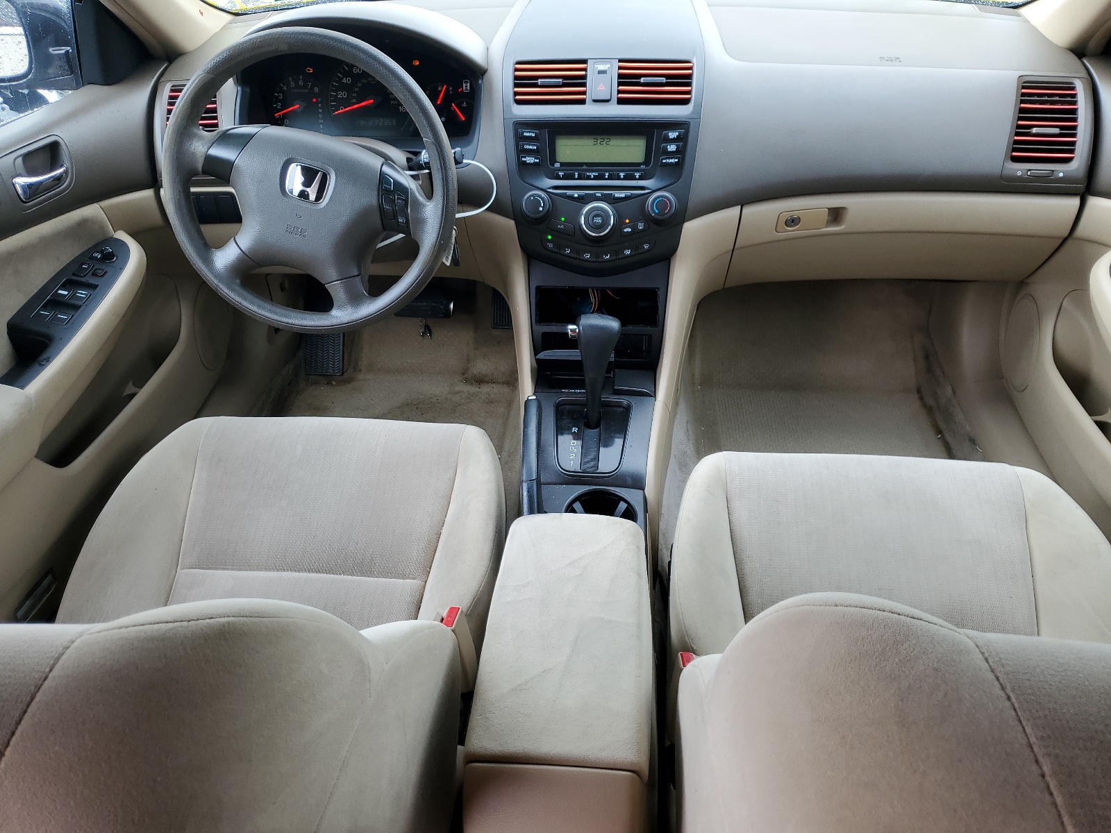 1HGCM56364A133914 2004 Honda Accord Lx