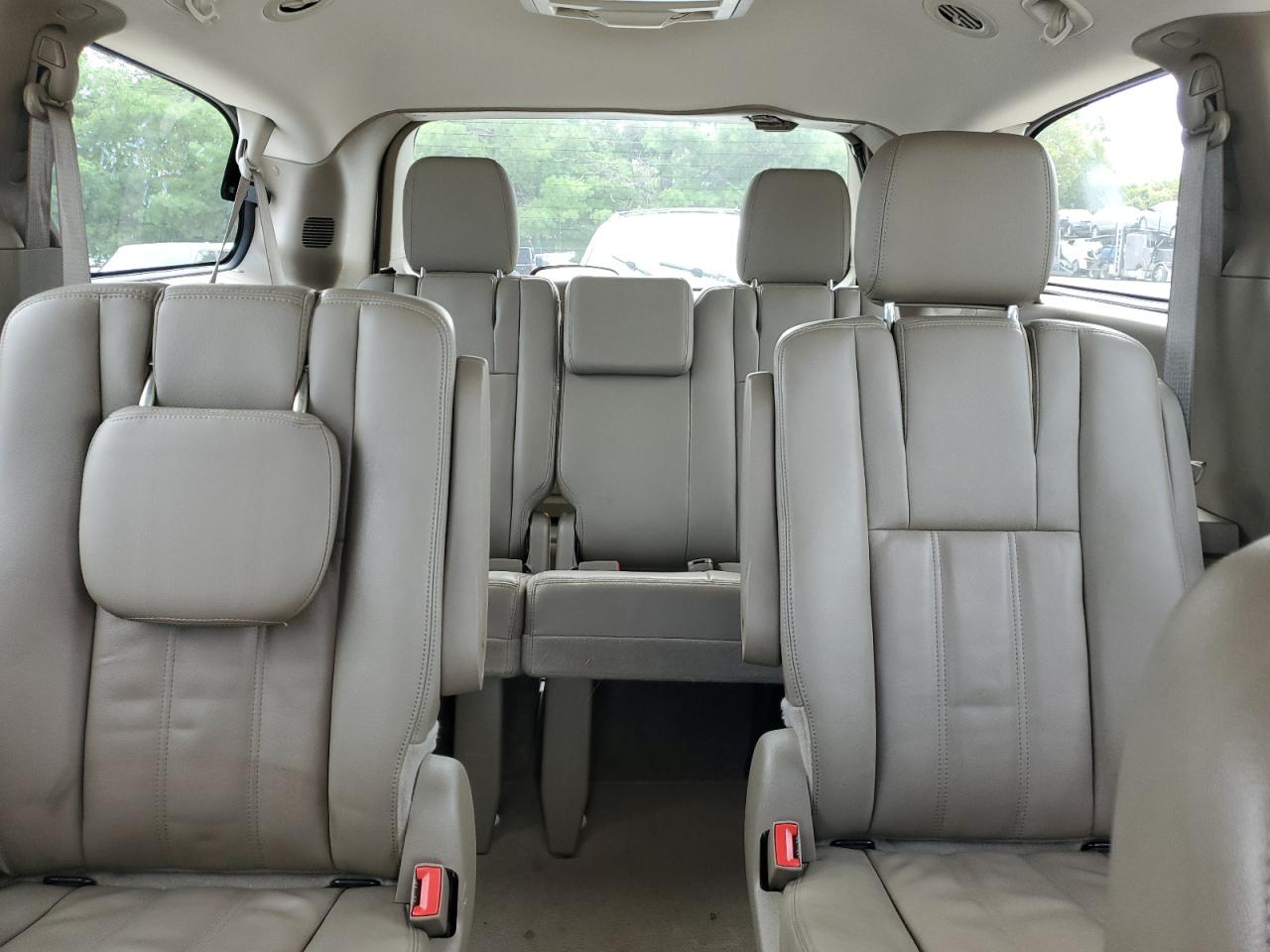 2013 Chrysler Town & Country Touring VIN: 2C4RC1BG1DR650725 Lot: 66379094