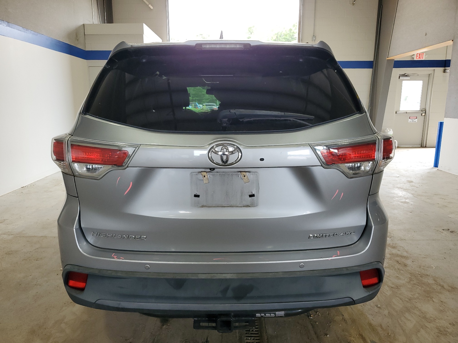 5TDDKRFH2GS261070 2016 Toyota Highlander Limited