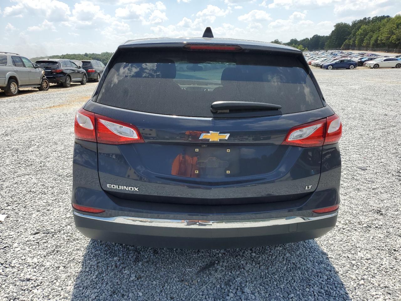 3GNAXJEV1JS565854 2018 Chevrolet Equinox Lt