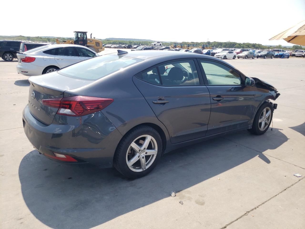 VIN 5NPD84LFXLH586697 2020 HYUNDAI ELANTRA no.3