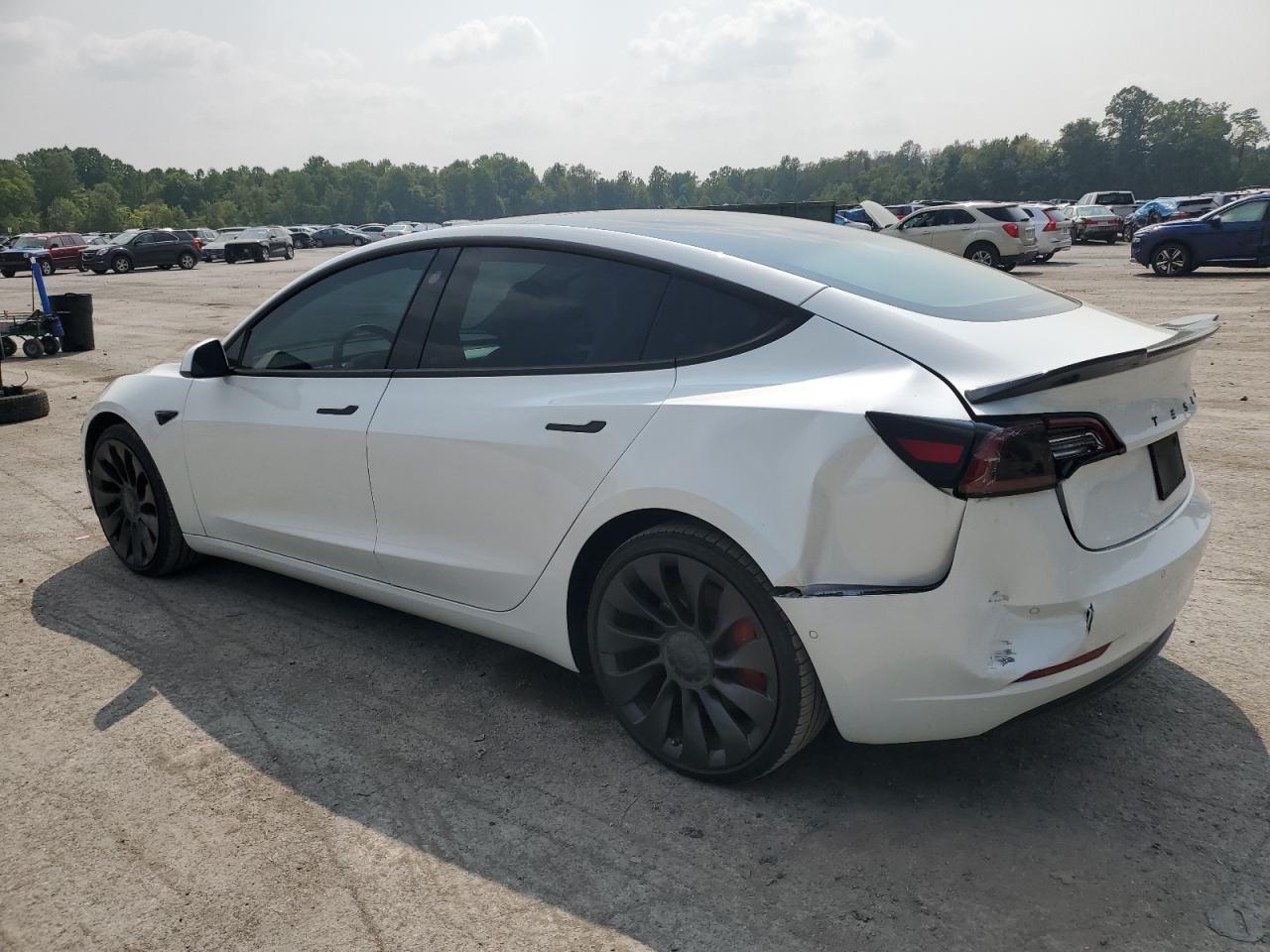 5YJ3E1EC8NF269850 2022 TESLA MODEL 3 - Image 2