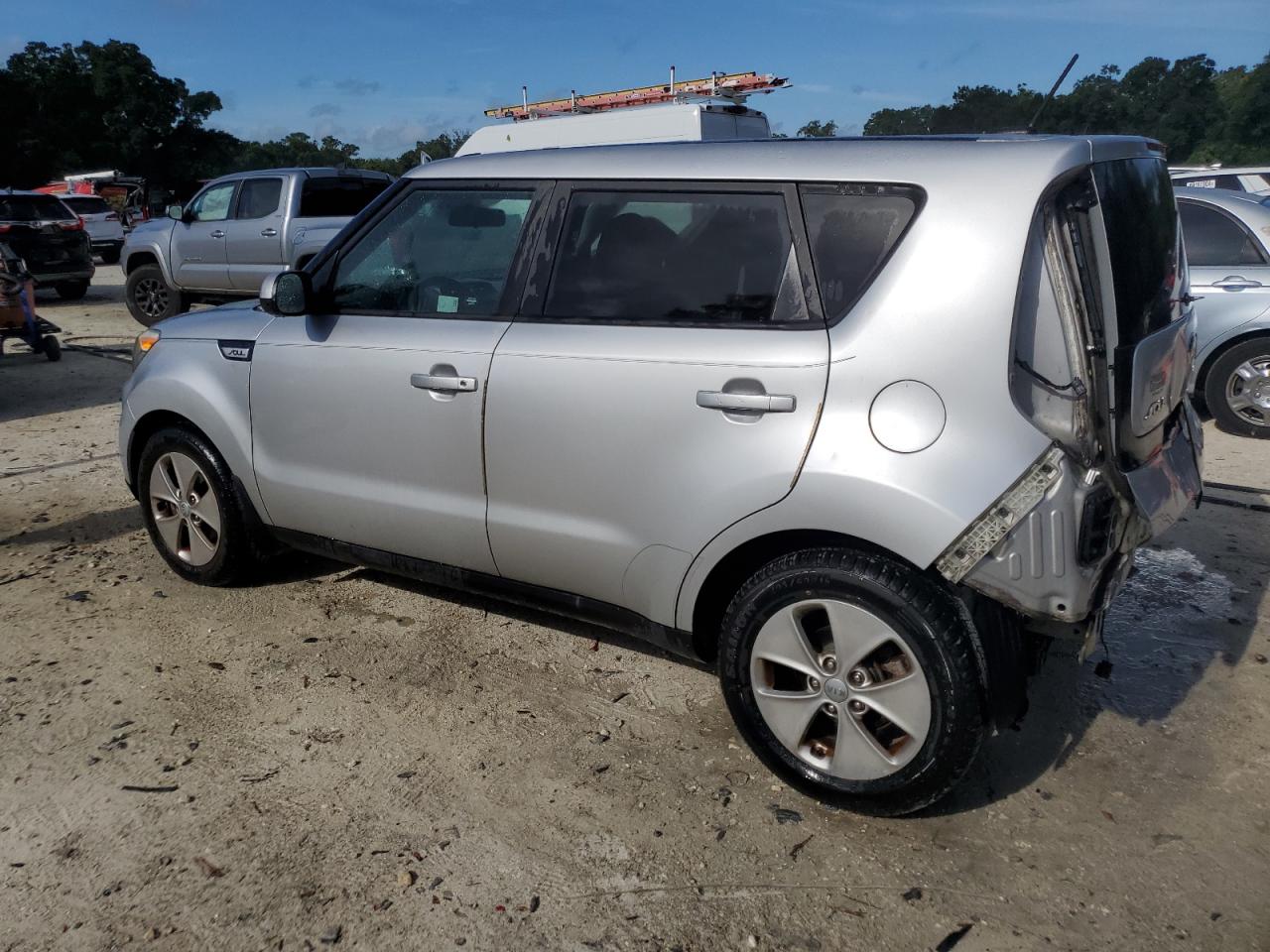 KNDJN2A25F7760328 2015 Kia Soul