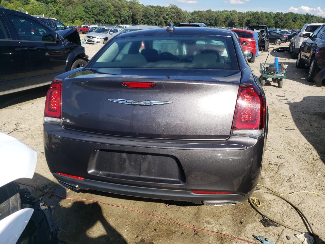 2C3CCAAG6KH737180 2019 Chrysler 300 Touring