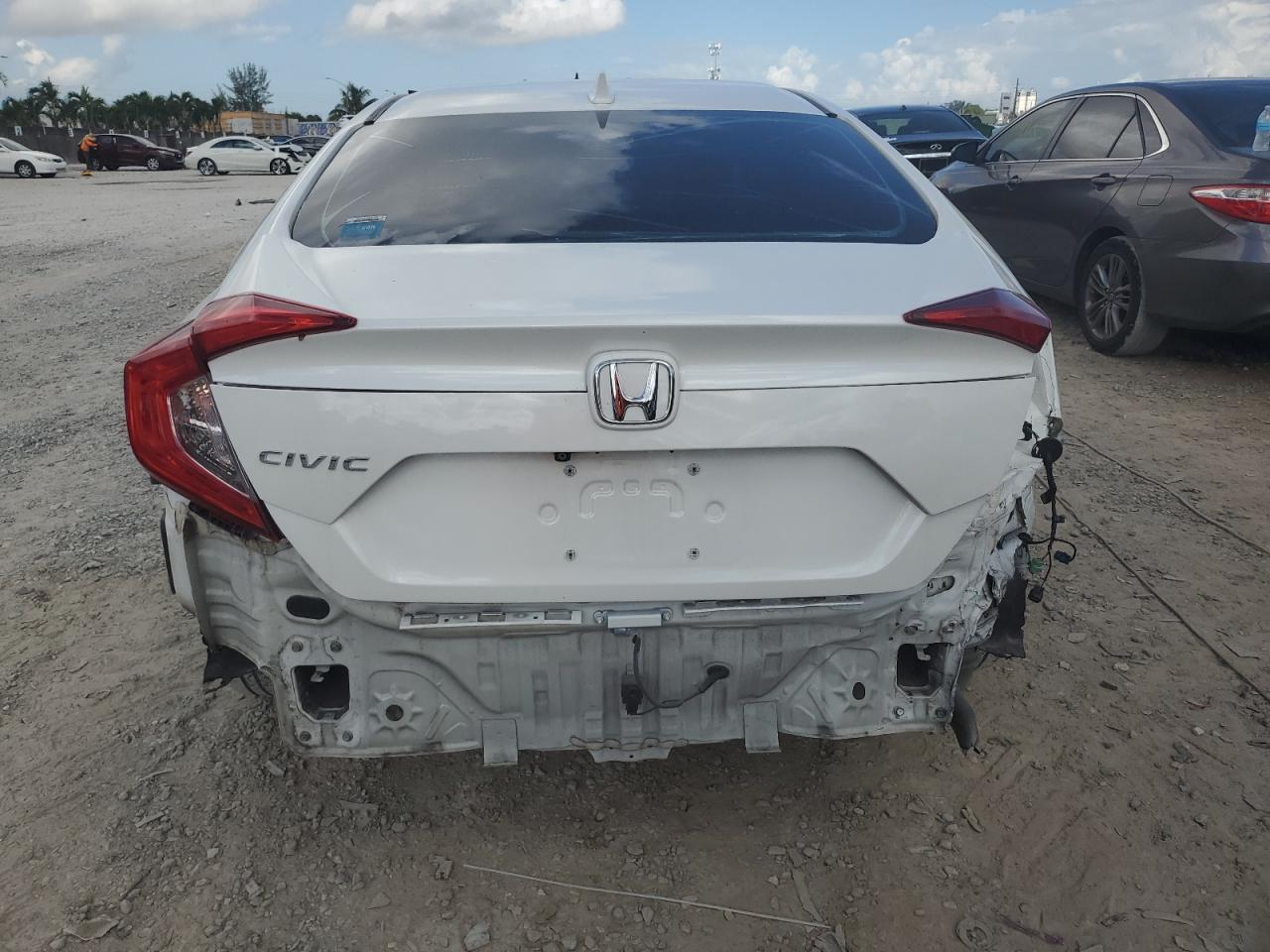 2018 Honda Civic Ex VIN: 19XFC2F74JE012307 Lot: 67316804