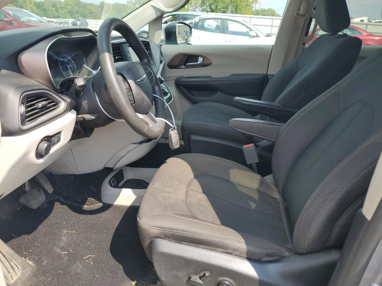 2017 Chrysler Pacifica Lx VIN: 2C4RC1CG7HR771375 Lot: 62419674