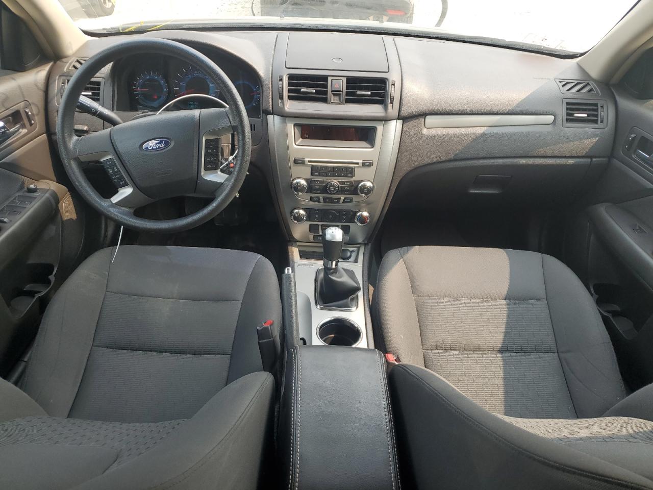 2011 Ford Fusion Se VIN: 3FAHP0HAXBR124975 Lot: 67555934