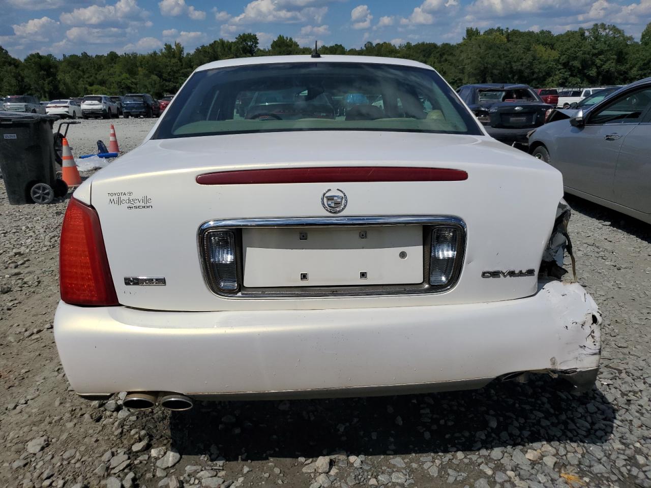 2005 Cadillac Deville VIN: 1G6KD54Y85U157658 Lot: 69035874