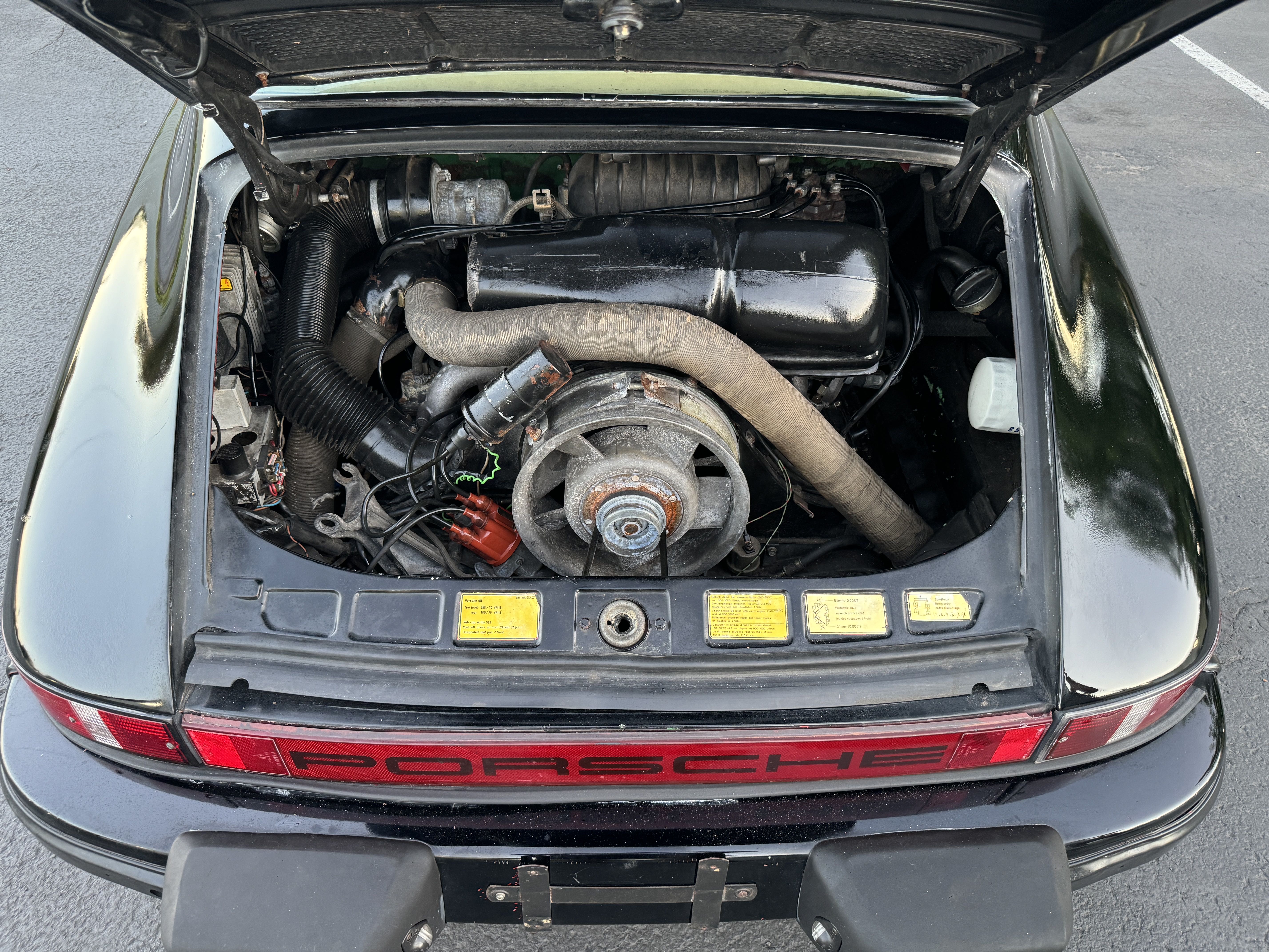 9116211739 1976 Porsche 911 S