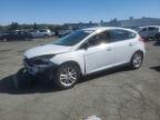 2016 Ford Focus Se იყიდება Vallejo-ში, CA - Front End