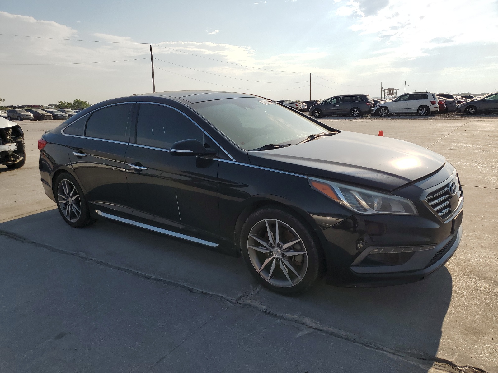 2015 Hyundai Sonata Sport vin: 5NPE34AB3FH040654